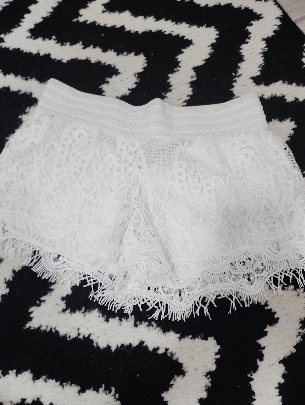 Women's White Lace Skort with Fringe Trim